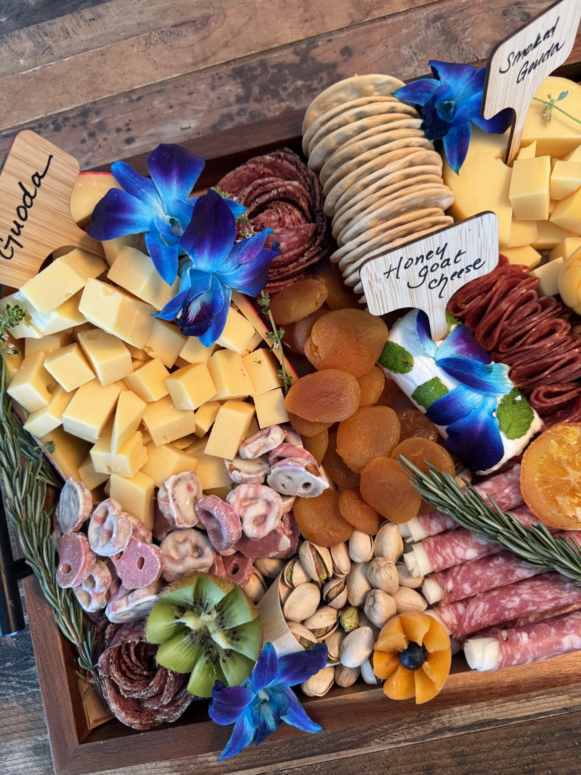 Outdoor Events Catering Tips for La Jolla's Coastal Weather